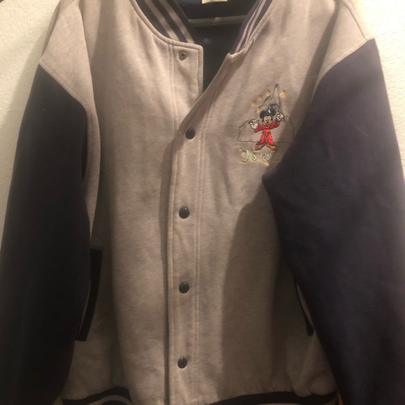 🎠Disneyland Mickey Mouse Varsity Jacket- 170A $70 or $60 w/offer - Picture 3 of 9